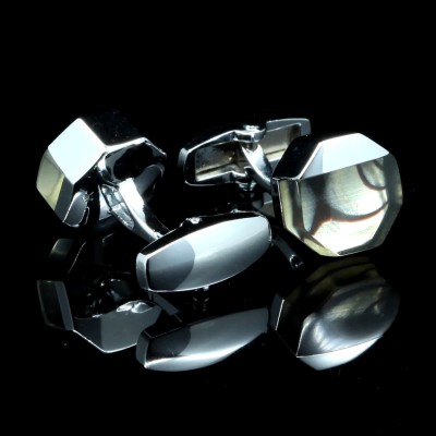 Sąsagos "Aštunkampės"