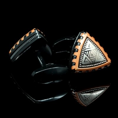 Sąsagos "Futuristinės"