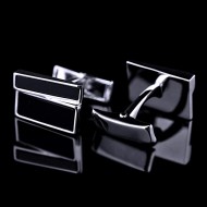 Sąsagos "Juoda paralėle"